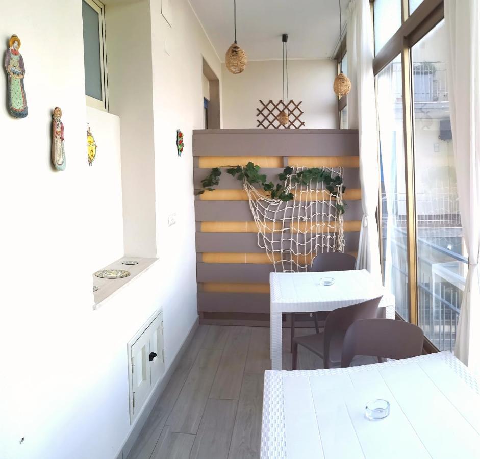 شقة Il Balcone Di Galatea أتشيريالي المظهر الخارجي الصورة